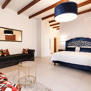 Godenano - Pool&restaurant Country house